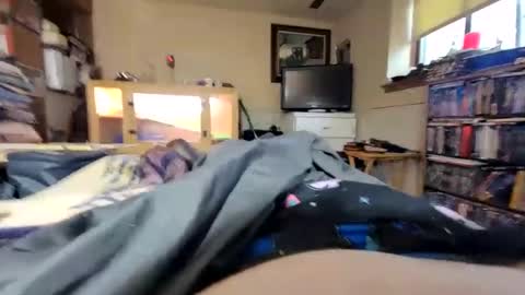 hawkfan1888 online show from October 2025 02:25:02 PM