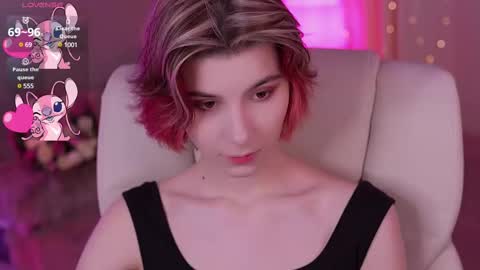 haylaamber online show from February 2025 02:09:02 PM