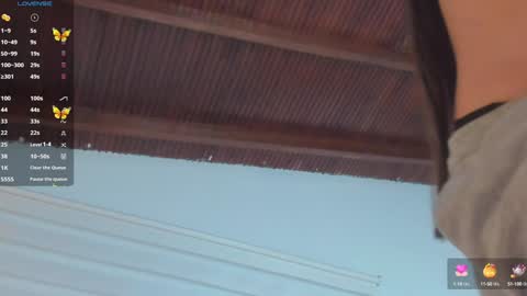 Snapshot of hazel_shy chatting on December 2024 08:18:02 PM Im Hazel online show from December 2024 08:18:02 PM