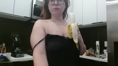 Hazel online show from January 2026 03:27:01 PM