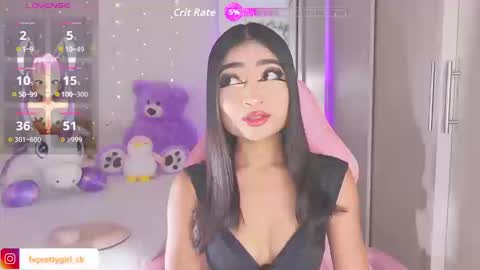 Snapshot of hazelbabee_ chatting on September 2025 07:08:01 AM Lynn online show from September 2025 07:08:01 AM