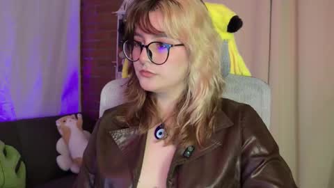 Hazel Brown online show from March 2026 01:00:01 AM