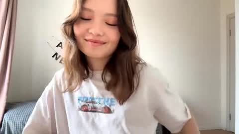 Kira online show from April 2026 10:24:01 AM