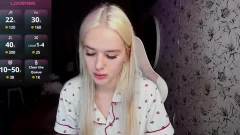 Valeria online show from January 2025 01:04:02 PM