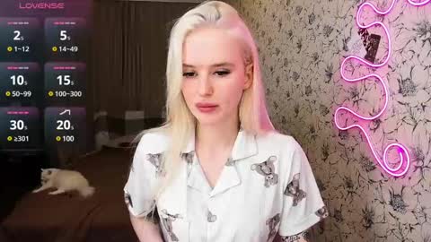 Valeria online show from March 2025 03:29:02 PM