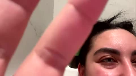 Snapshot of heatwavee chatting on January 2025 11:56:02 AM heatwavee online show from January 2025 11:56:02 AM