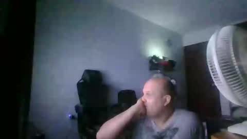 Snapshot of heavy_rebellxc chatting on June 2026 07:02:02 AM Heavy Rebell online show from June 2026 07:02:02 AM