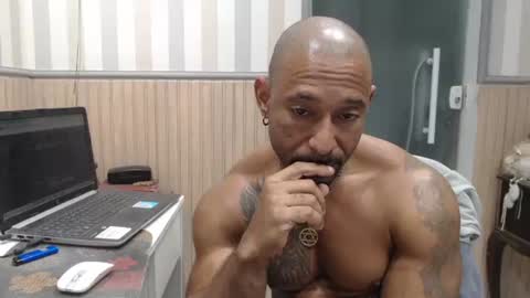 hebertgomes online show from July 2026 07:31:02 PM