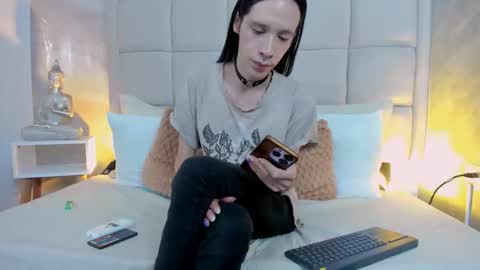 Keira Hecate online show from September 2025 07:47:01 PM