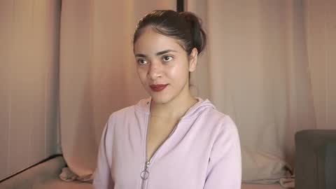 hecate333 online show from October 2025 06:18:01 PM