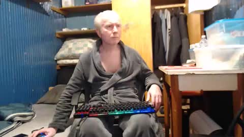 hedonista67 online show from January 2026 05:07:02 PM