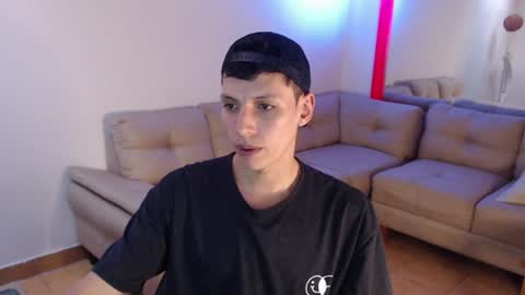 hefesto_69 online show from December 2024 09:43:01 PM