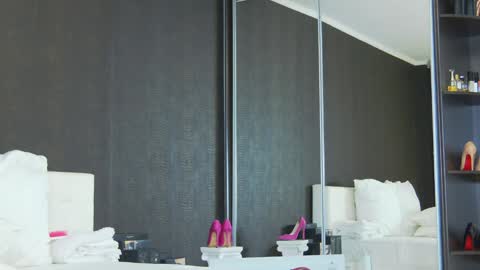 Helen online show from January 2025 12:17:02 AM