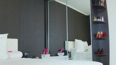 Helen online show from February 2025 02:25:02 AM