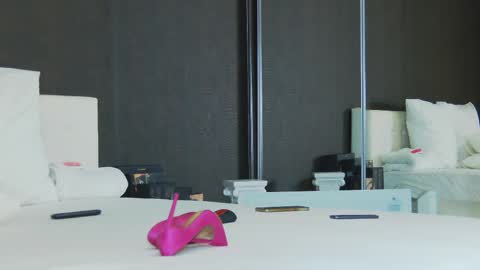 Helen online show from February 2025 05:25:01 AM