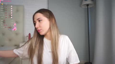 Snapshot of heidas_passion chatting on February 2026 07:08:02 AM Heida online show from February 2026 07:08:02 AM