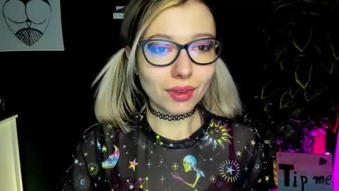 Heidi online show from February 2025 07:24:02 AM