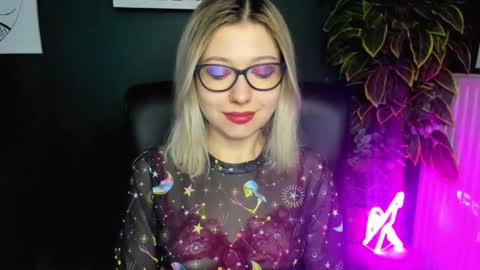 Heidi online show from March 2025 07:52:01 AM