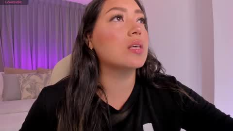 Snapshot of heidy_jhons chatting on March 2025 03:08:01 AM Heidy online show from March 2025 03:08:01 AM