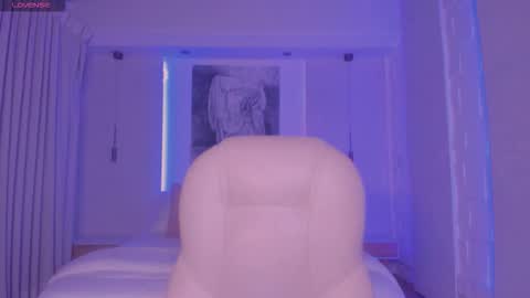 Snapshot of heidy_jhons chatting on October 2025 03:42:01 AM Heidy online show from October 2025 03:42:01 AM