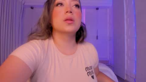 Snapshot of heidy_jhons chatting on October 2025 03:29:01 AM Heidy online show from October 2025 03:29:01 AM