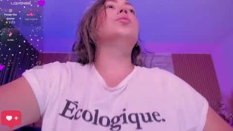 Snapshot of heidy_jhons chatting on November 2025 03:27:02 AM Heidy online show from November 2025 03:27:02 AM