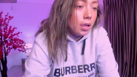 Snapshot of heidy_jhons chatting on January 2026 03:31:01 AM Heidy online show from January 2026 03:31:01 AM