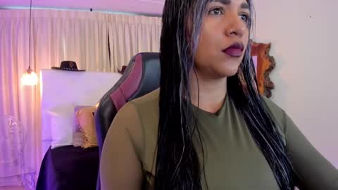              online show from October 2025 04:50:01 PM