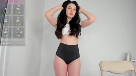 Snapshot of helen__spark__ chatting on January 2026 02:06:02 AM Hi I am Helen online show from January 2026 02:06:02 AM