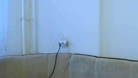 helen_adams_ online show from February 2025 12:05:02 PM