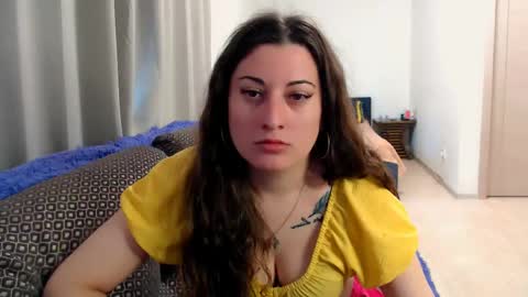 Snapshot of helen_adams_ chatting on May 2026 06:31:01 AM helen_adams_ online show from May 2026 06:31:01 AM