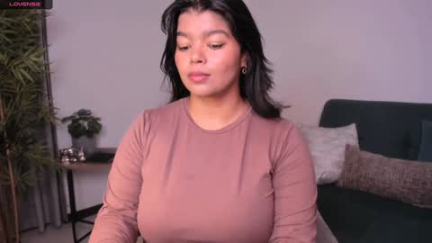 helen_miller online show from December 2024 11:24:01 PM