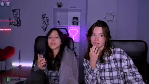 Snapshot of helen_shineee chatting on January 2026 10:15:01 PM helen_shineee online show from January 2026 10:15:01 PM