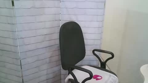 Helen online show from February 2026 05:06:02 AM