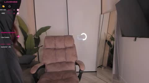 Snapshot of helena_lorente chatting on October 2025 03:14:02 PM Helen online show from October 2025 03:14:02 PM