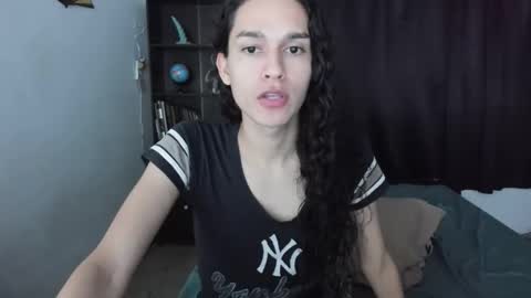 Snapshot of helena_spellman chatting on May 2026 03:46:01 AM helena_spellman online show from May 2026 03:46:01 AM