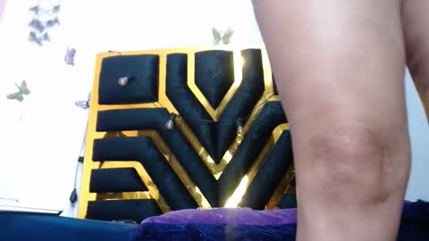 Snapshot of helenahotwet chatting on January 2025 07:08:01 PM helenahotwet online show from January 2025 07:08:01 PM