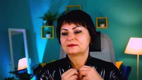 helenbeler online show from November 2025 05:46:02 AM