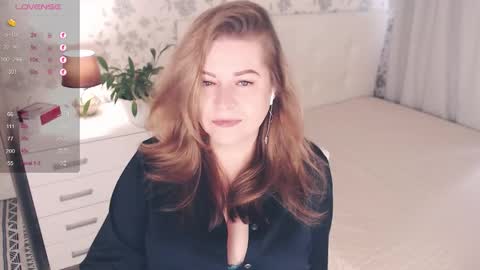 Snapshot of helenbonham chatting on September 2025 11:46:02 AM Helena Bonham online show from September 2025 11:46:02 AM