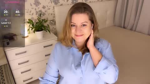 Snapshot of helenbonham chatting on November 2025 09:03:02 PM Helena Bonham online show from November 2025 09:03:02 PM