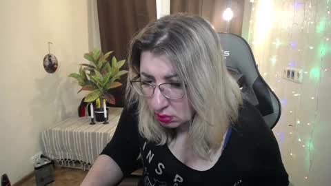 helenenigma online show from January 2025 05:30:01 AM