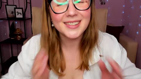 Helen online show from January 2025 07:47:02 AM