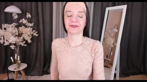 Helen online show from February 2025 02:19:02 AM