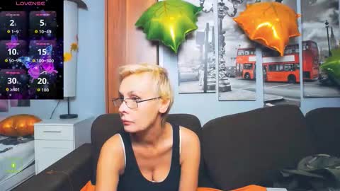 Helga online show from November 2025 01:28:01 PM