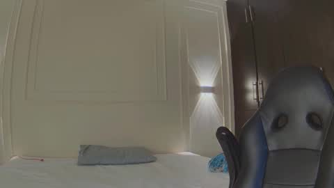 hellen_rice online show from December 2025 05:05:01 AM