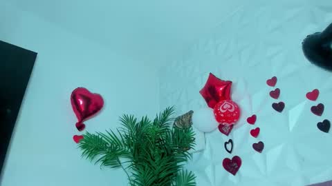 hellen     online show from February 2026 07:04:01 PM