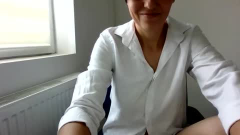 Hellen online show from November 2025 07:09:02 AM