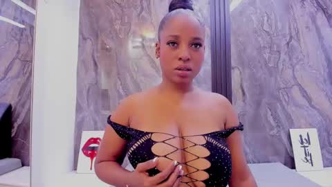 Snapshot of hellenjohansson chatting on March 2026 07:31:01 PM Hellen johanson online show from March 2026 07:31:01 PM