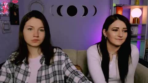 Helli online show from January 2026 08:25:02 PM