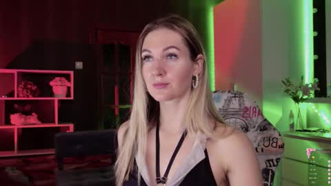 Alisia  Monday to Friday from 10 am to 4 pm GMT 2 online show from October 2025 08:29:02 AM